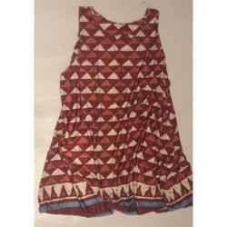 BLUSA TRIANGULOS
