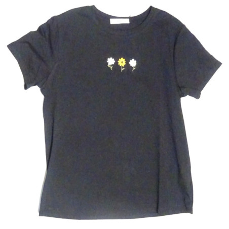 CAMISETA 3 FLORES - NEGRO