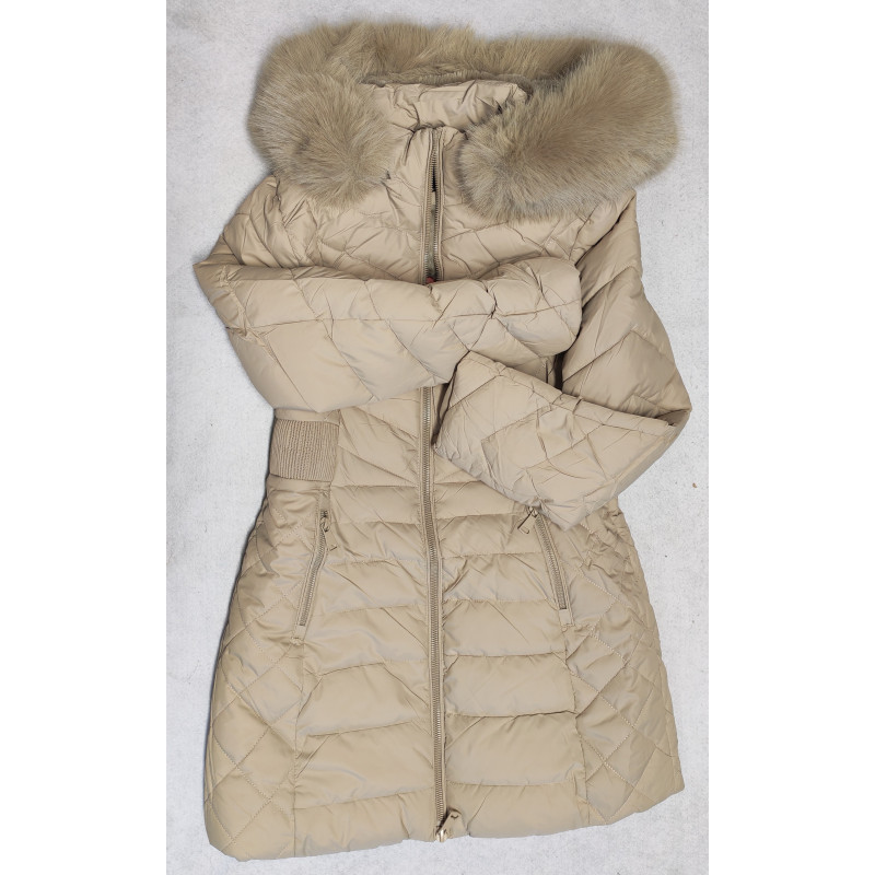 PARKA CHEKA